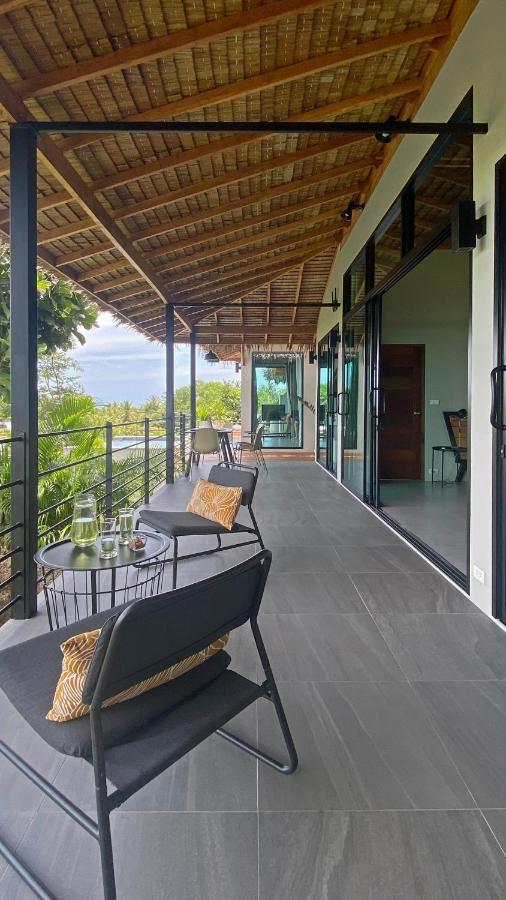 Wao Villa - Infinity Pool - Seaview - Garden Thong Sala Bagian luar foto